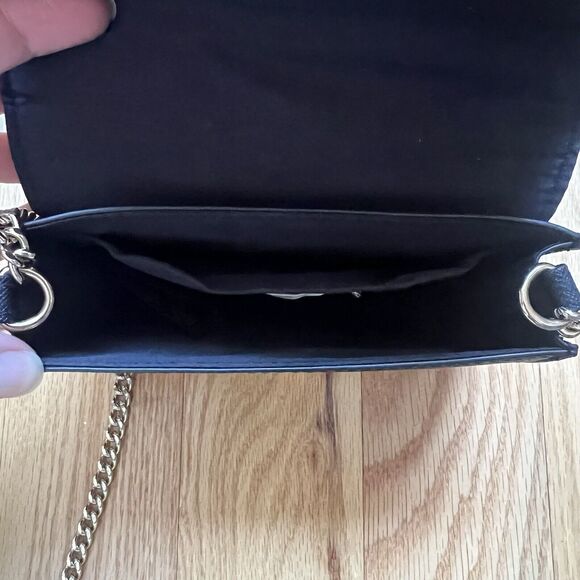 Small Purse Cross Body With Chain Strap Textured Vegan Leather Black Gold - Picture 2 of 5